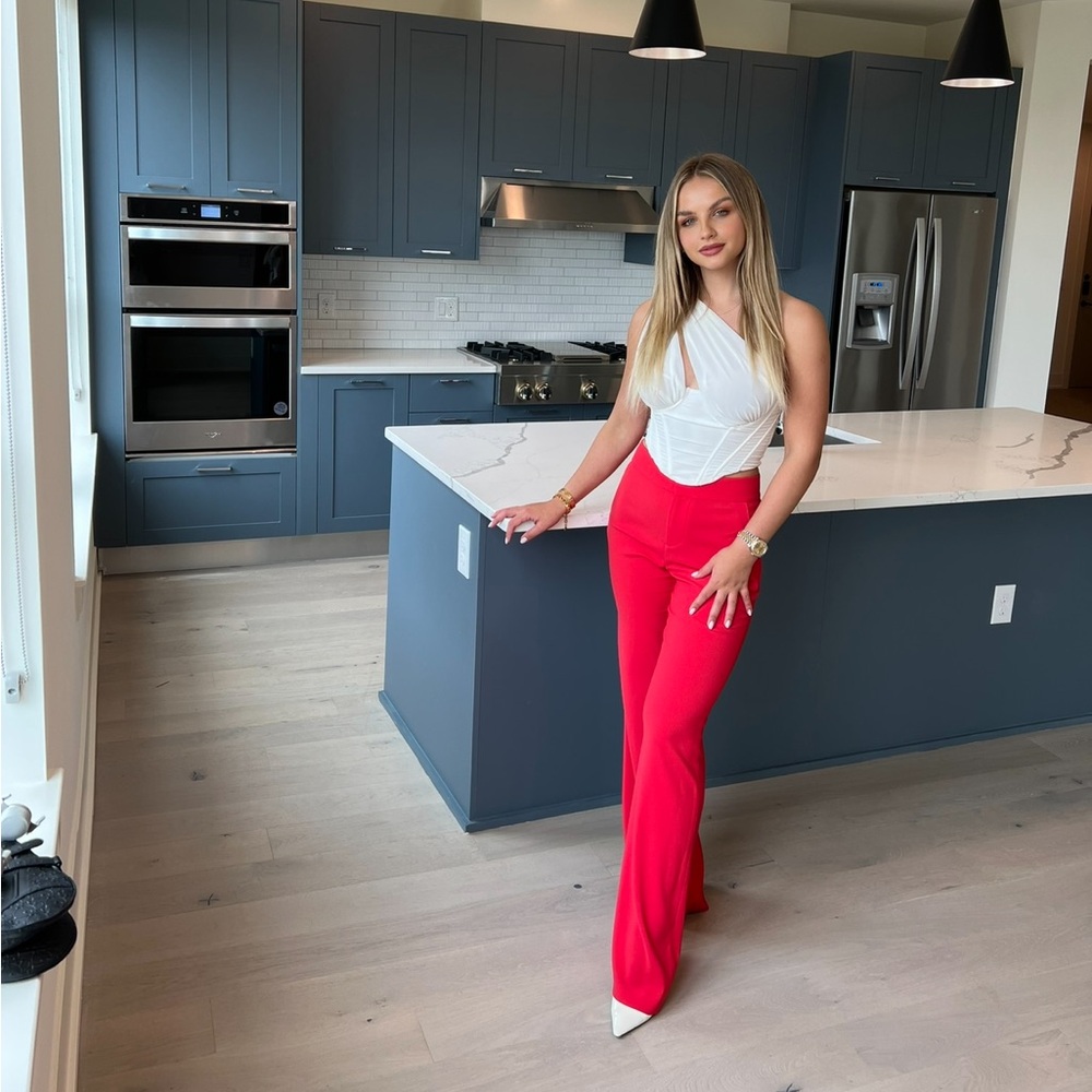 Alice+Olivia red pants